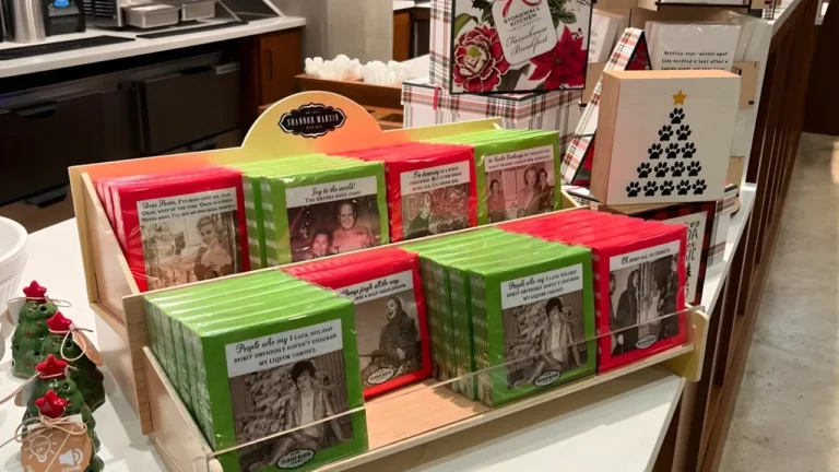 Countertop Greeting Card Display Stand